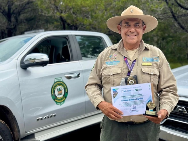 Homenaje por 50 años a guardabosques