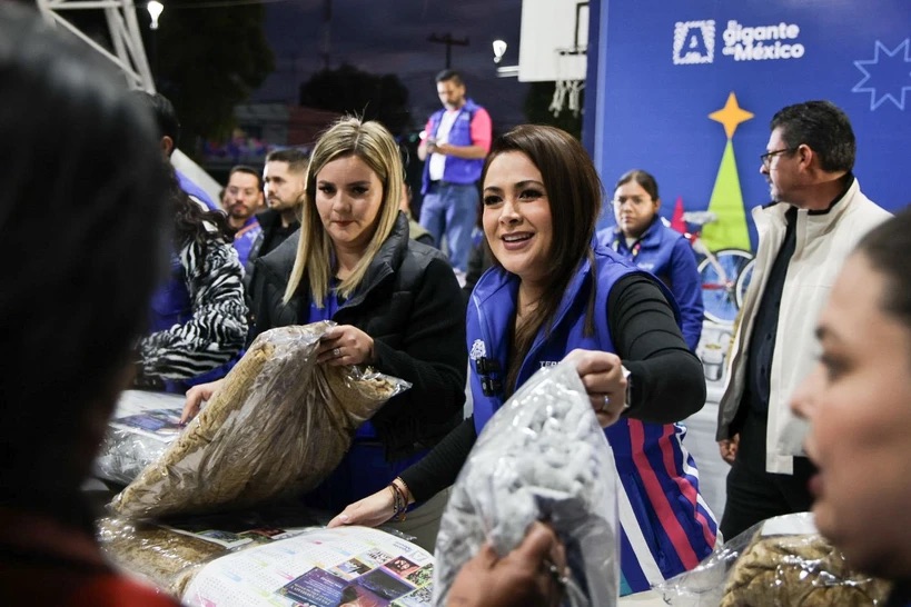 Tere Jiménez festejo la navidad en San Francisco de los Romo y Jesús María