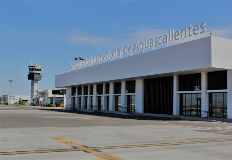 Vuelos directos a Aguascalientes "aunque solo sea en temporada de feria"