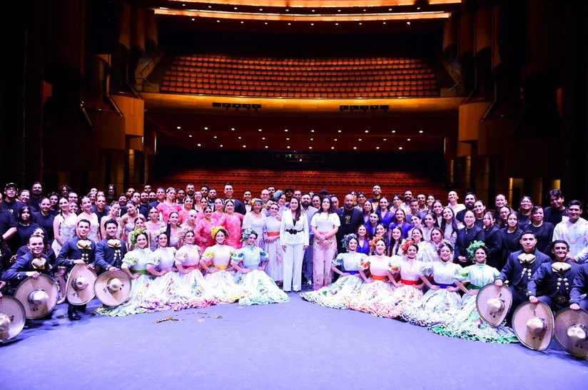 "El Ferial de mi Vida" celebra 60 años de tradición y talento
