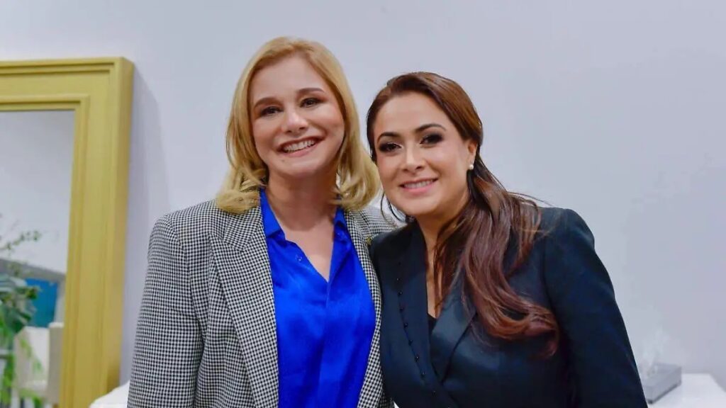 Tere Jimenez respalda a Maru Campos, después de que Morena pidiera su desafuero